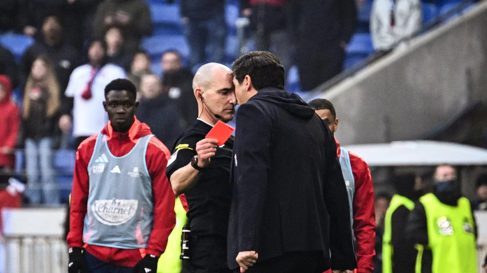 Ліон залишився без головного тренера до 30 листопада